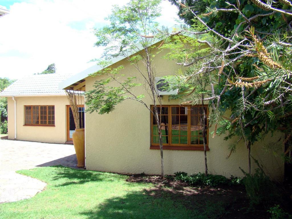 Eagle Crest Executive Lodge Іденвейл Номер фото